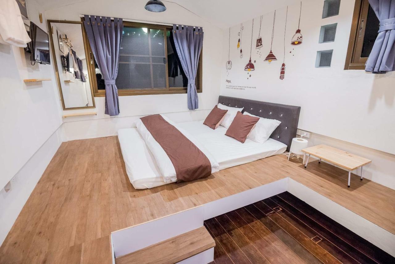 T Smy House Hostel Μπανγκόκ Εξωτερικό φωτογραφία