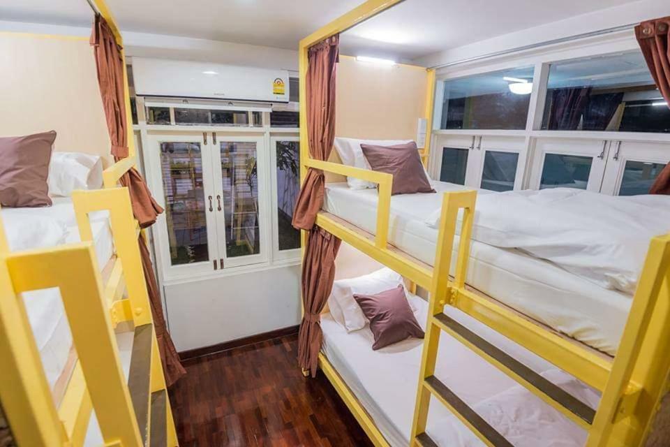 T Smy House Hostel Μπανγκόκ Εξωτερικό φωτογραφία